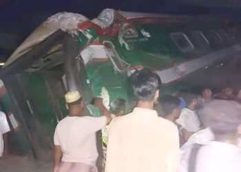 কুমিল্লায় ট্রেনে ট্রেনে সংঘর্ষ