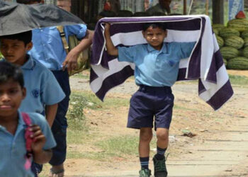 তীব্র গরমে পশ্চিমবঙ্গে শিক্ষাপ্রতিষ্ঠান বন্ধ ঘোষণা