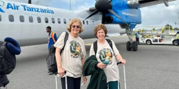 আশি দিনে ৮১ বছরের দুই বান্ধবীর বিশ্বভ্রমণ