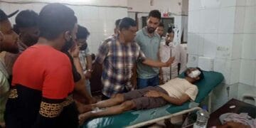 সিলেটে ট্রাক ও মোটরসাইকেল মুখোমুখি সংঘর্ষ, কিশোর নিহত