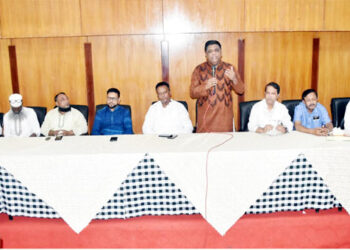 আমার রাজনীতির মূল উদ্দ্যেশ মানুষের কল্যাণে কাজ করা: আনোয়ারুজ্জামান