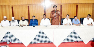 আমার রাজনীতির মূল উদ্দ্যেশ মানুষের কল্যাণে কাজ করা: আনোয়ারুজ্জামান