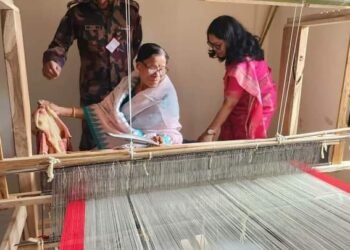 মসলিনের পর কলাবতী শাড়ি