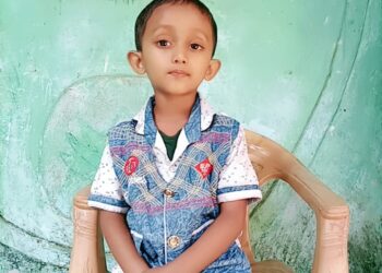 এপেন্ডিসাইটিস রোগী পিতৃহীন শিশু আরিয়ান বাঁচতে চায়।