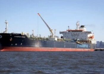 পশ্চিমা আপত্তি সত্ত্বেও রাশিয়ার তেল কিনছে পাকিস্তান