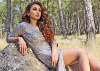 আঙুলের ব্যথা কেমন, ট্রলের শিকার মিম