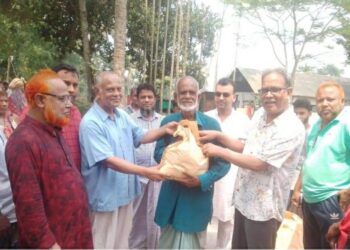 কুমিল্লা জেলার দাউদকান্দিতে মহিউদ্দীন আহমদ ফাউন্ডেশনের ঈদ উপহার বিতরণ