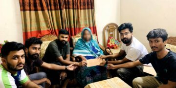 মিরপুরে দুস্থদের সহায়তায় জবি শিক্ষার্থীরা