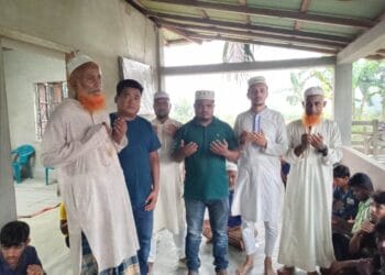 ইয়ারিং ছড়িতে রুস্তম আলী রুপচানের উদ্যোগে ইফতার মাহফিল অনুষ্ঠিত