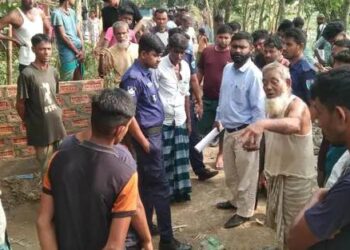 ইনাতঞ্জের কারখানা গ্রামে প্রশাসনের বাঁধা হবিগঞ্জ