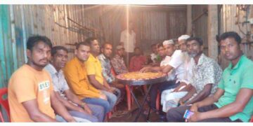 মনির হোসেনের উদ্যোগে দোয়া ও ইফতার মাহফিল অনুষ্ঠিত