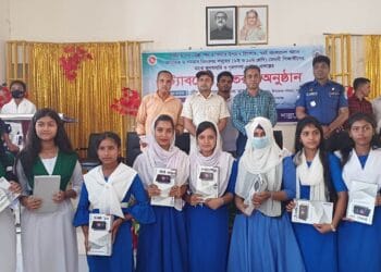 শিক্ষা নিয়ে জীবনকে সুন্দর করা যায় … উপজেলা নির্বাহী অফিসার মোঃ আবু তালেব