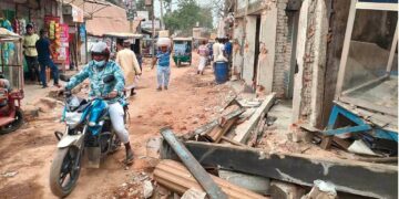 ঢাকা-রূপগঞ্জ-কালিগঞ্জ সড়ক নির্মাণের কাজ এগিয়ে চলছে এলাকাবাসী খুশি