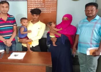 চৌকশ পুলিশ অফিসার এসআই গোলাম রসুল এর সহযোগিতায় শিশুবাচ্চা  ফিরে পেল মা বাবার কোল