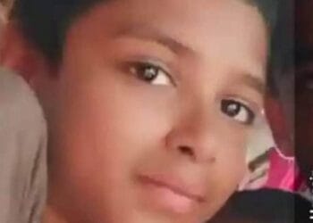 পাইকগাছা গদাইপুর মারকাজ মসজিদ হেফজখানা থেকে হারিয়ে গেছে।