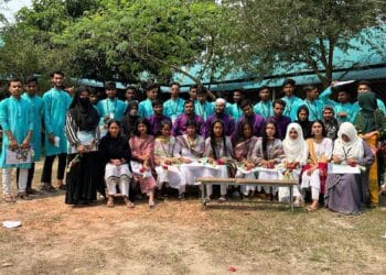 রূপগঞ্জের কামসাইর ইমান ভূঁইয়া ক্রিয়েটিভ স্কুল অ্যান্ড কলেজের এস.এস.সি পরীক্ষার্থীদের বিদায় অনুষ্ঠান