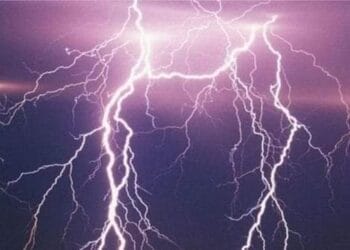 সুনামগঞ্জের তিন উপজেলায় বজ্রপাতে ৬ জনের প্রাণহানি ঘটেছে