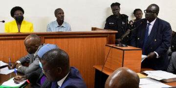 উগান্ডায় সরকারি টিন চুরি, মন্ত্রী আটক