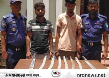 রূপগঞ্জের চনপাড়ায় পুলিশের অভিযান দেশীয় অস্ত্রসহ গ্রেফতার-২