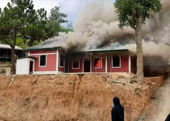 ভারতে সহিংসতায় প্রাণ গেল ৫৪ জনের