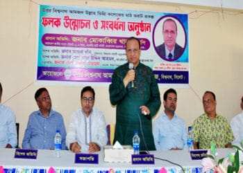 দেশের উন্নয়নের জন্য ‘সুস্থ রাজনীতি’র কোন বিকল্প নেই: মোকাব্বির খান