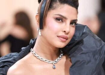 প্রিয়াঙ্কার গলায় ২৬৬ কোটির নেকলেস