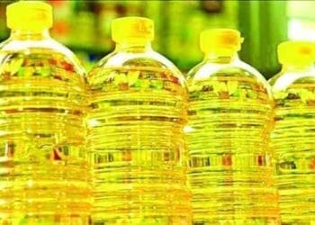 ১২ টাকা বেড়েছে সয়াবিন তেলের দাম