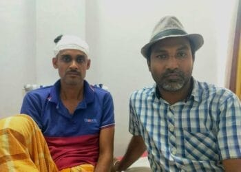 খুলনা রাস্তা পারাপারে সময় মোটরসাইকেল ধাক্কা আহত-১