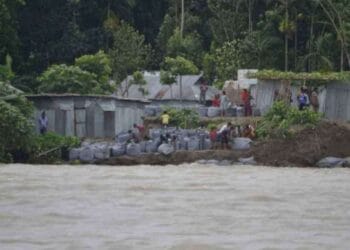 কুড়িগ্রামের দুধকুমার ও ধরলা নদীর পানি বেড়েই চলেছে