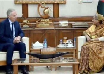 প্রধানমন্ত্রীর সঙ্গে সৌজন্য সাক্ষাৎ ব্রিটেনের সাবেক প্রধানমন্ত্রী