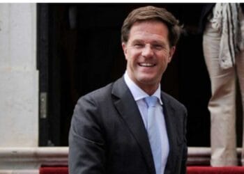 পদত্যাগের সিদ্ধান্ত জানাচ্ছেন ডাচ প্রধানমন্ত্রী মার্ক রাটা