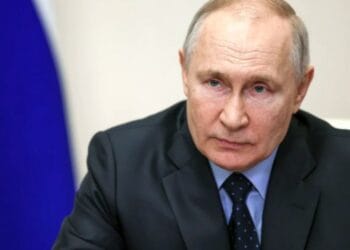 রাশিয়া ও ইউক্রেনের যুদ্ধের জেরে সরে গেছে মস্কো