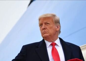 আইনি ঝামেলা পিছু ছাড়ছে ডোনাল্ড ট্রাম্পের