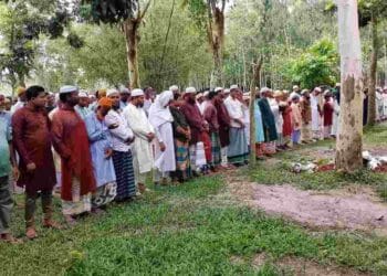 বাংলাদেশ প্রেসক্লাব রংপুর জেলা শাখার সিনিয়র সদস্য সাংবাদিক মুকুলের জানাজার নামাজ সম্পন্ন