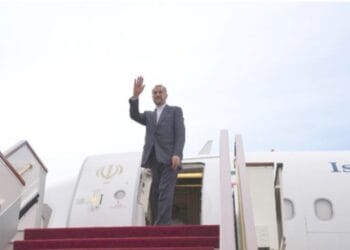 অবশেষে সৌদি আরব সফরে যাচ্ছেন ইরানের পররাষ্ট্রমন্ত্রী