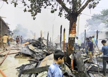 লংগদু’র বাইট্টাপাড়া বাজারে আগুনে পুড়ে ভস্মীভূত ১৪ টি দোকান