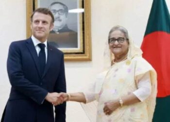 জনগণের অধিকার রক্ষায় সরকারের কর্মকাণ্ডে সন্তুষ্ট ফ্রান্স-প্রধানমন্ত্রী