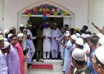 রাণীনগরে এমপি হেলালের নিজস্ব অর্থায়নে নির্মিত মসজিদের উদ্বোধন