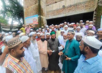 সুনামগঞ্জ মসজিদ নির্মাণ কাজে ৫ লাখ টাকা অনুদান দিলেন সেলিম