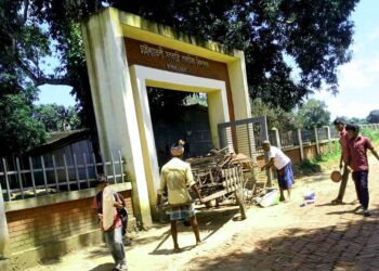 লংগদুতে নিয়মের তোয়াক্কা না করেই ৩০০’শ কেজি সরকারি মালামাল বিক্রি