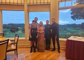 জন্মদিনে জয়ের সঙ্গে ভার্জিনিয়ায় নৈশভোজে বঙ্গবন্ধু কন‍্যা প্রধানমন্ত্রী শেখ হাসিনা