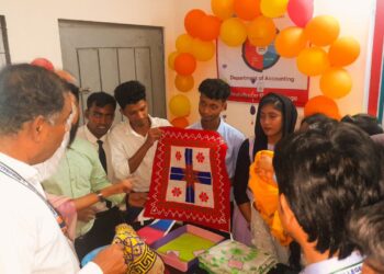 মৌলভীবাজার সরকারি কলেজে অনুষ্ঠিত বিজনেস আইডিয়া প্রকল্প উপস্থাপন