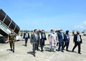 রোহিঙ্গা সম্মেলনে যোগ দিতে কক্সবাজারে প্রধান উপদেষ্টা ইউনূস