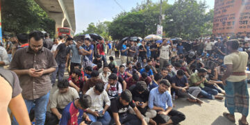 কমিটি প্রত্যাখ্যান, ৫ দফা দাবি ঘোষণা প্রকৌশল শিক্ষার্থীদের