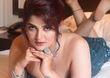 ১৬ বছরে মা হওয়া ছিল বাড়াবাড়ি-শ্রাবন্তী