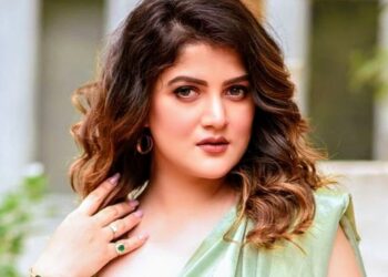 টালিউড অভিনেত্রী শ্রাবন্তীর সিনেমা ‘দেবী চৌধুরাণী’ পূজায় মুক্তি পাচ্ছে