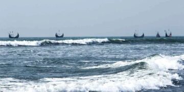 লঘুচাপের আভাস: ভারী বর্ষণে দেশের নিম্নাঞ্চল প্লাবনের শঙ্কা