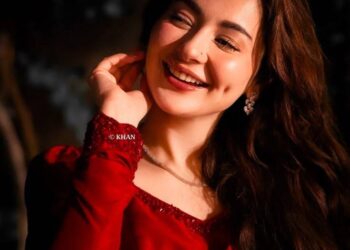 পাকিস্তানি তারকা হানিয়া আমির প্রথমবারের মতো বাংলাদেশে