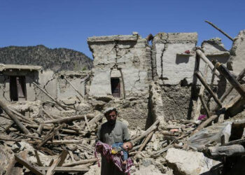 আফগানিস্তানে ভয়াবহ ভূমিকম্প: মৃতের সংখ্যা ৮০০ ছাড়াল