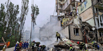 রাশিয়ার হামলায় ইউক্রেনে নিহত ২, আহত ৯